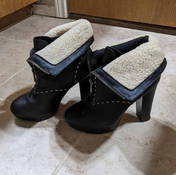 Chunky Black Zip-front High Heeled Boots/Booties with Faux Fur - Picture 2 of 6